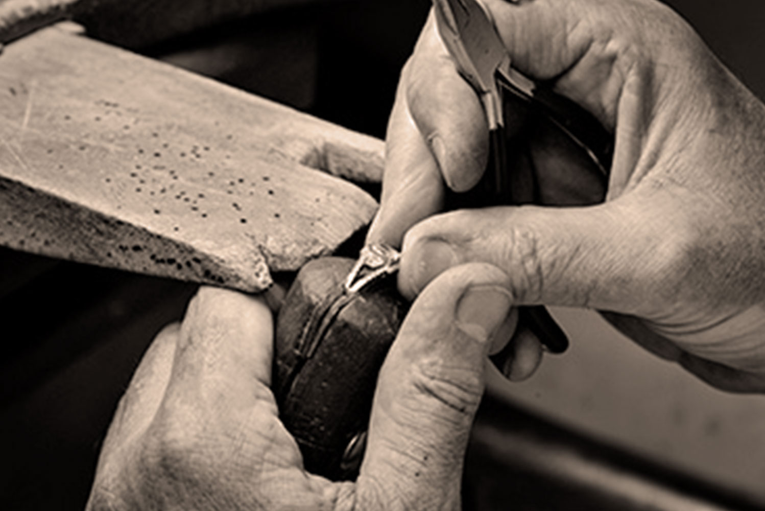 Réparations de bijoux de la bijouterie-horlogerie Stievenart
